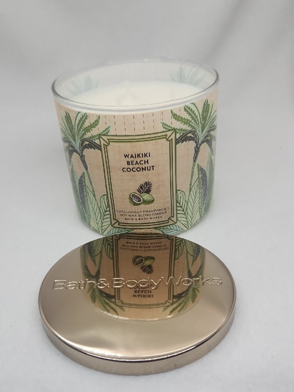 Bath & Body Works Waikiki Beach Coconut 3-Wick Candle New - Picture 3 of 5